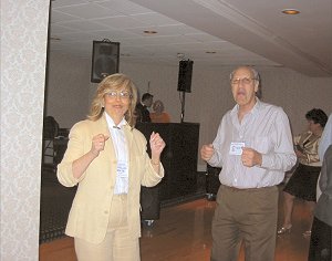 00-20050049tn.jpg